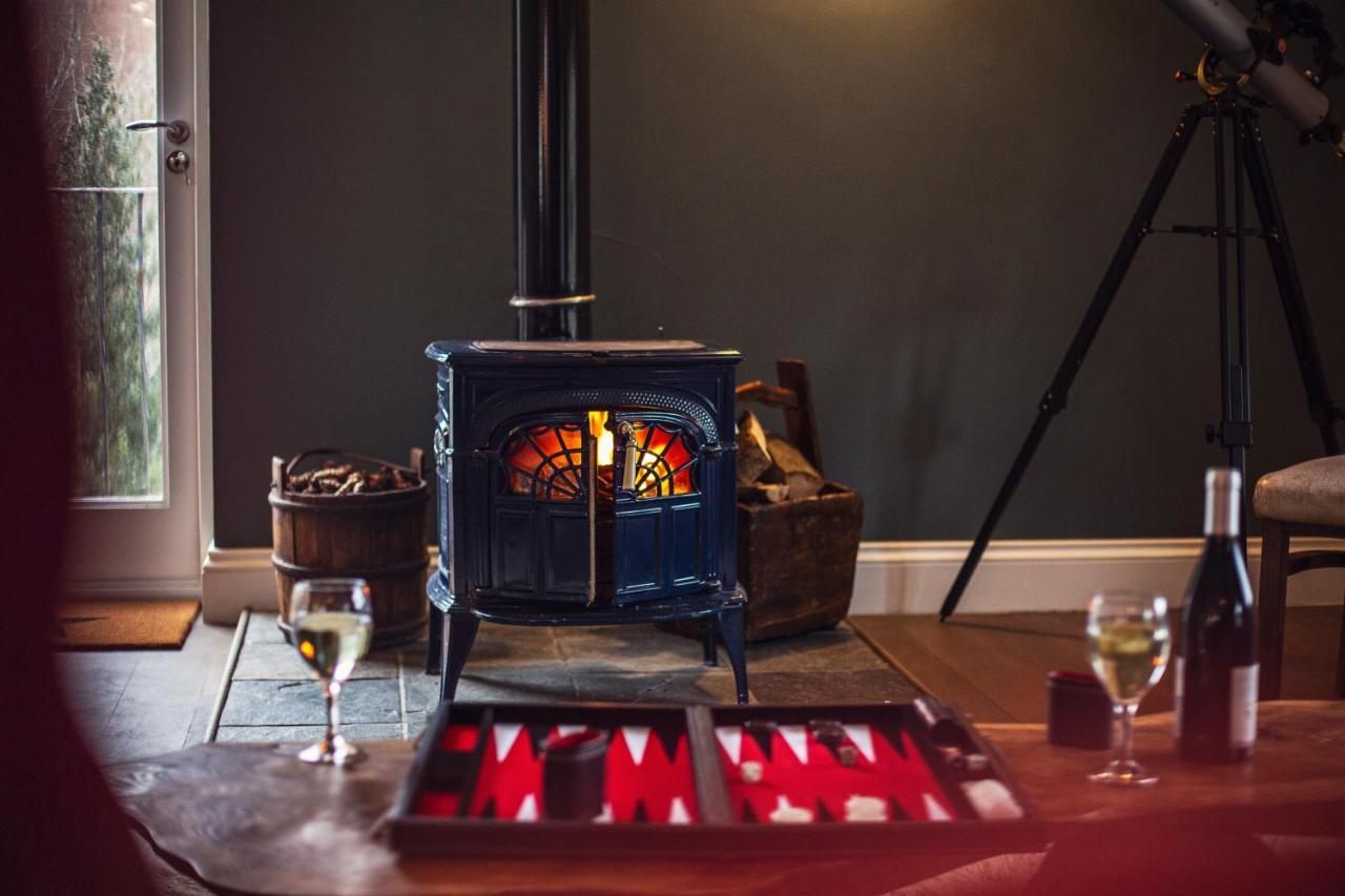 Black Mountains Stylish Hideaway, Nr Crickhowell Holiday home *